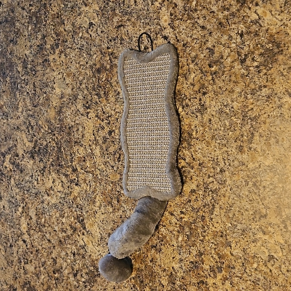 Greenbone Hanging Cat Scratcher
